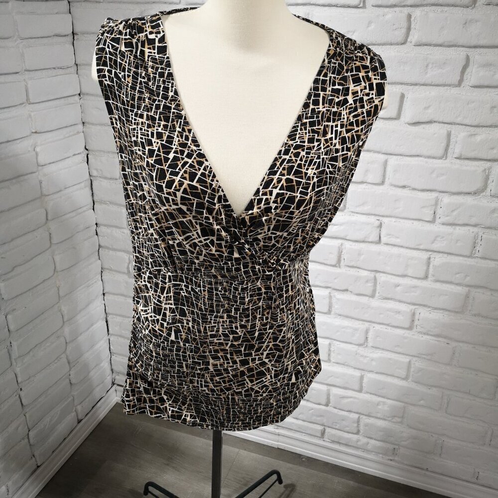 Nine & Co. by Nine West Ladies Size XL Sleeveless V-neck Top